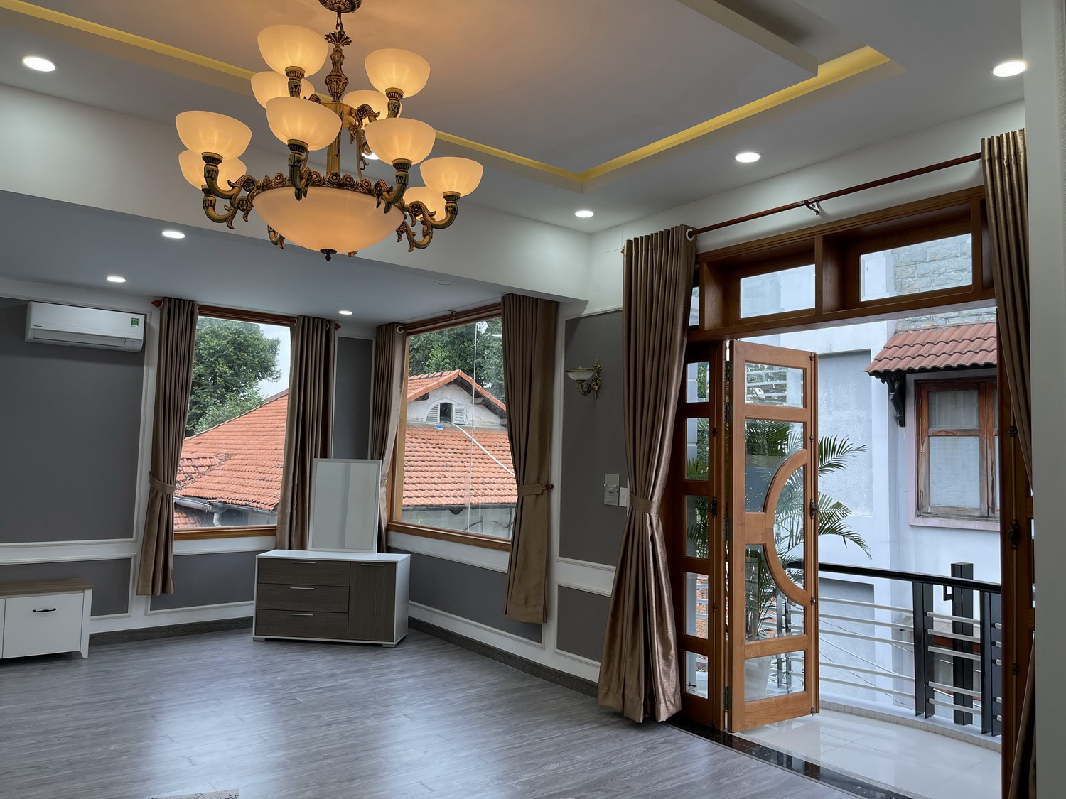 Siêu phẩm Biệt thự 2 lầu kiến trúc Pháp tuyệt đẹp khu cao cấp Pasteur